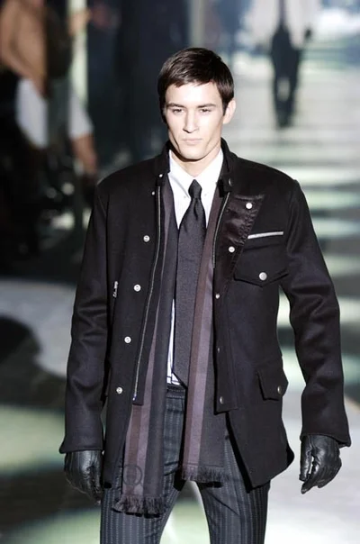 Look 15